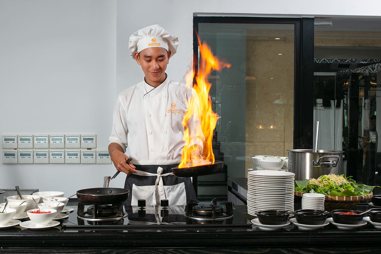 Vietnam cooking culinary art tours