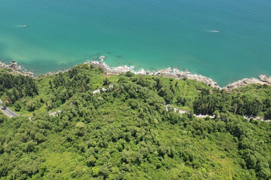 Haivan_pass_adventuretoursdotvn_web1