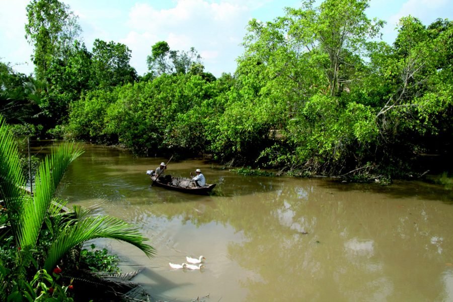 mekong-delta-floating-market-house-apmc-(18)