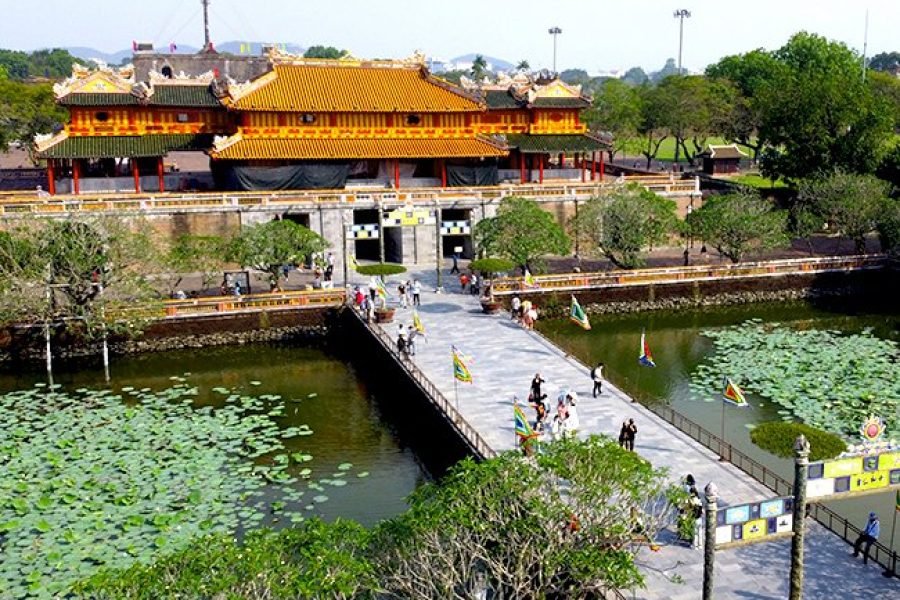 Hue Street Food Tour by Cyclo