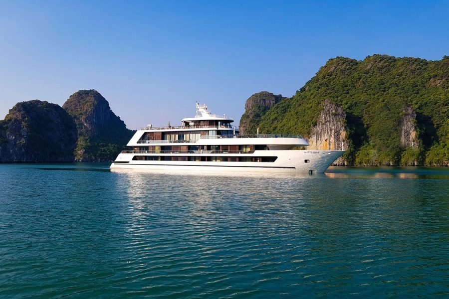 Stellar-of-the-Seas-cruises-halong-1